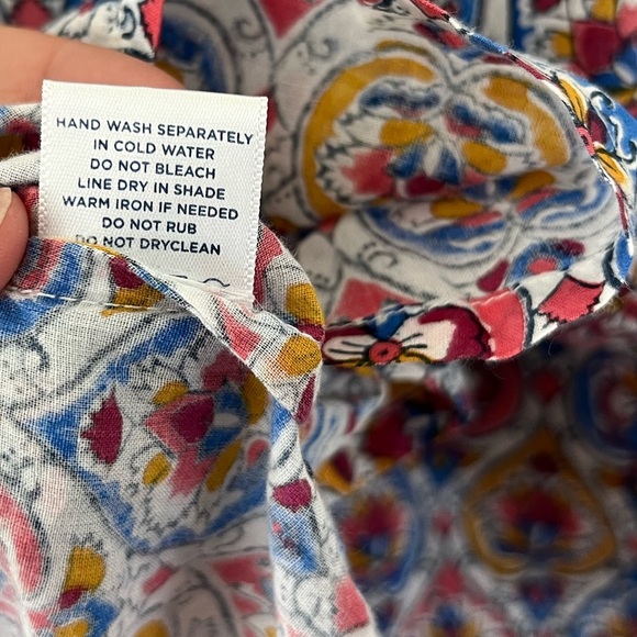 Roller Rabbit Embroidered Cotton Pattern V-neck Tunic Top Size Medium - Picture 6 of 12